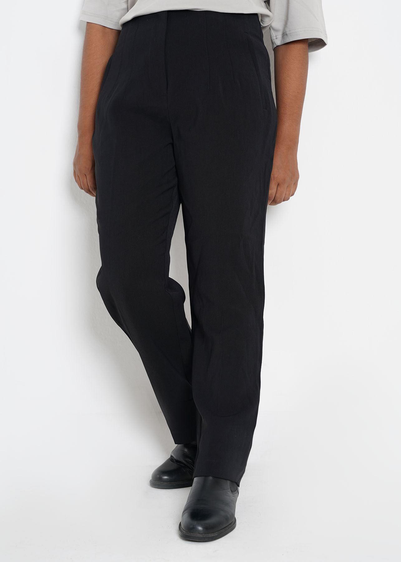 STRAIGHT FIT BAGGY PANT